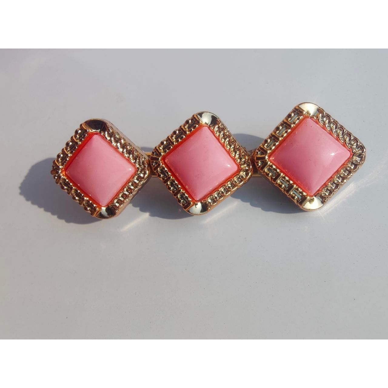 Square Pink Clip - Clori