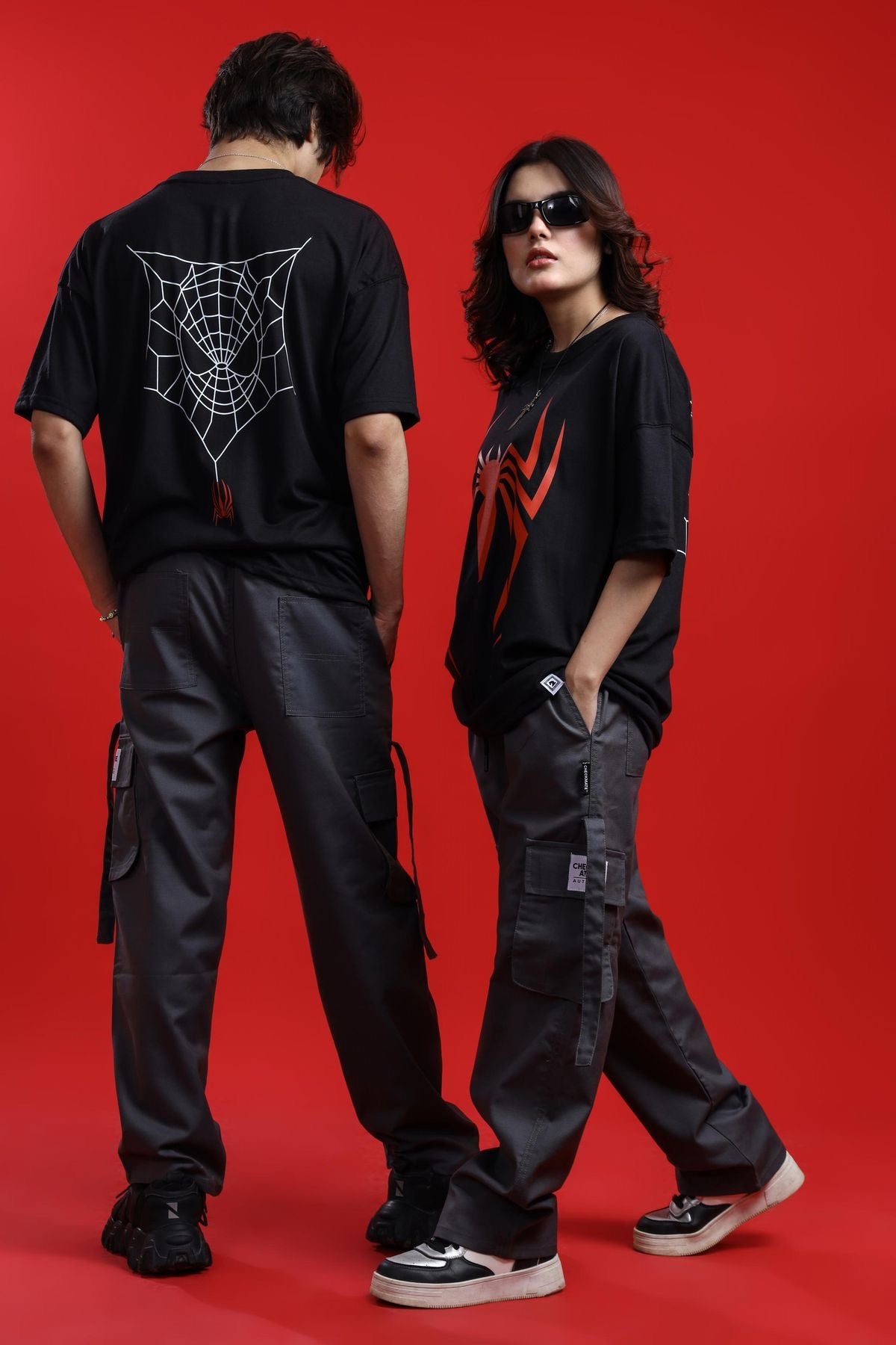Unisex Oversized Spider Graphic T-Shirt – Black & Red | Streetwear Collection