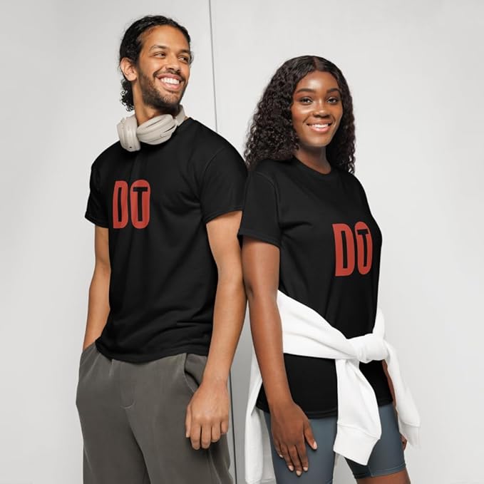 "DO" Bold Motivational Graphic T-Shirt – Minimalist Style