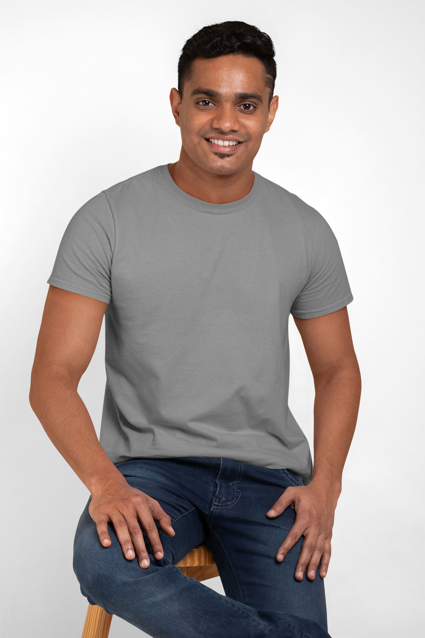 Men’s Solid Grey Classic Crew Neck T-Shirt – Regular Fit