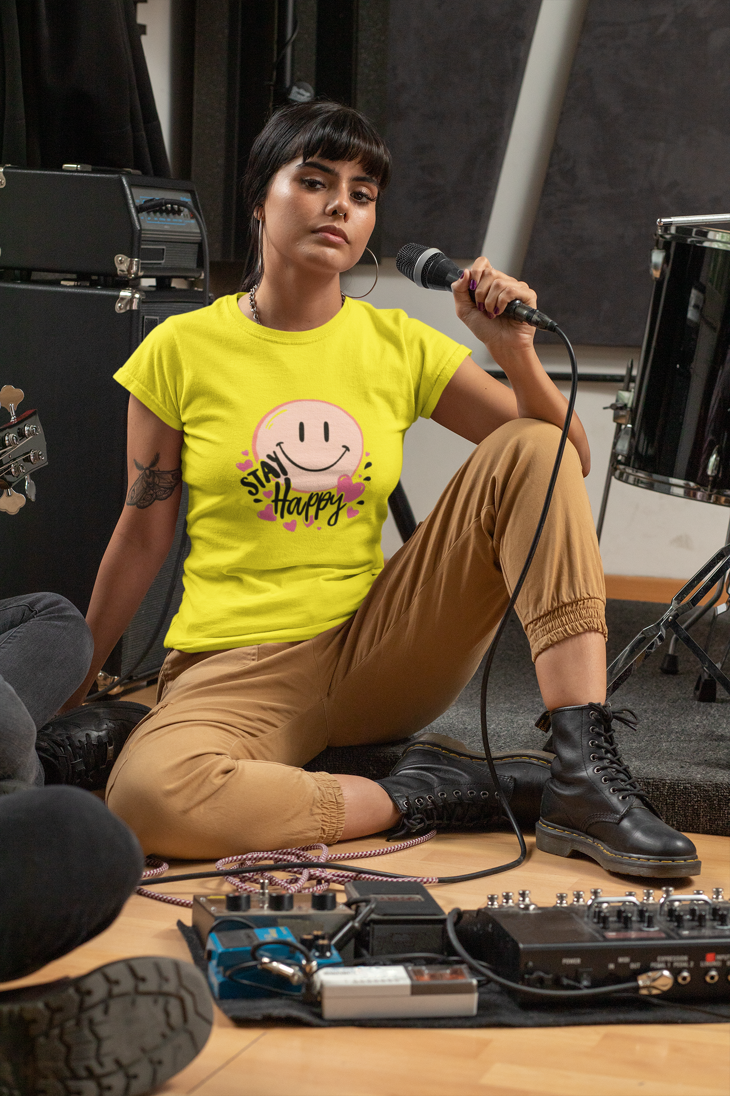 Stay Happy Smiley Graphic T-Shirt