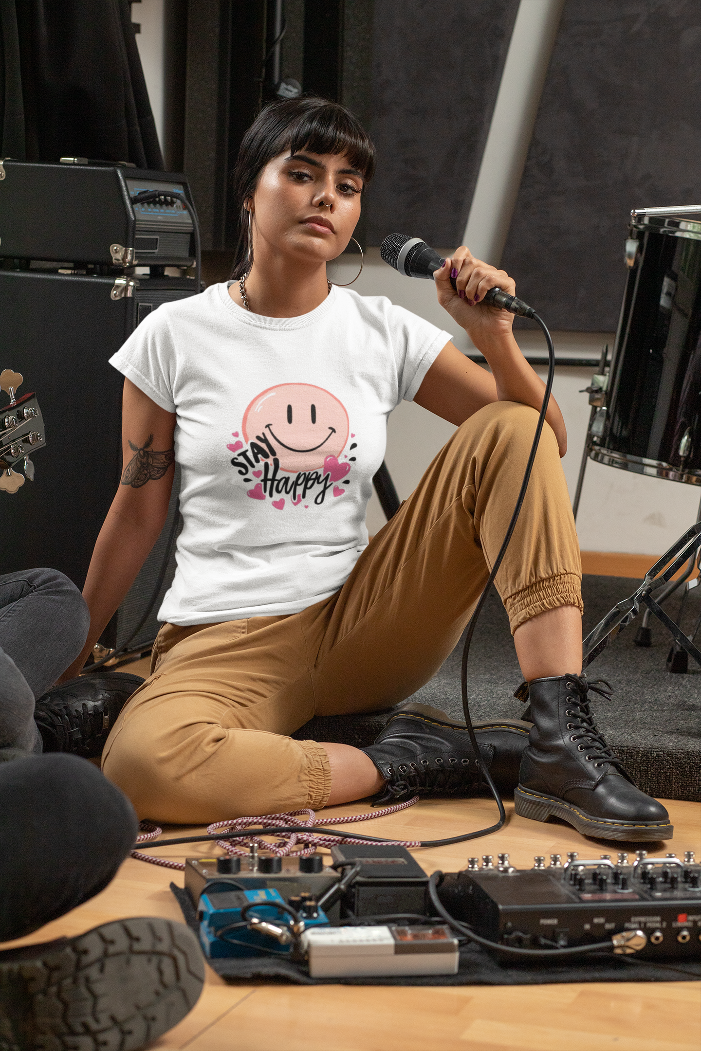Stay Happy Smiley Graphic T-Shirt