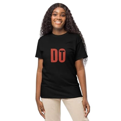 DT Minimal Graphic Print Women’s T-Shirt
