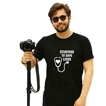 Studying to Save Lives Graphic Print Men’s T-Shirt
