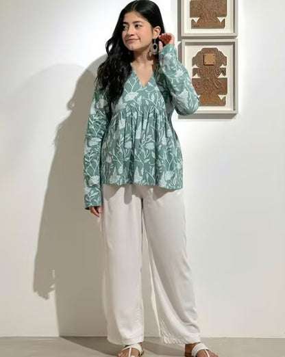 Pd Clori Sage Green Floral Printed Top | Elegant V-Neck Casual Wear for Women