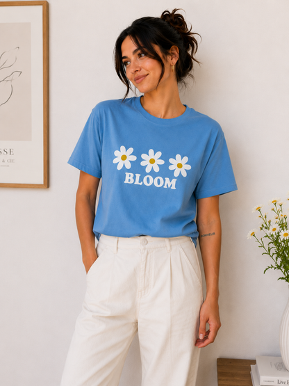 Bloom Daisy Graphic Blue T-Shirt for Women | Cute Minimal Floral Tee
