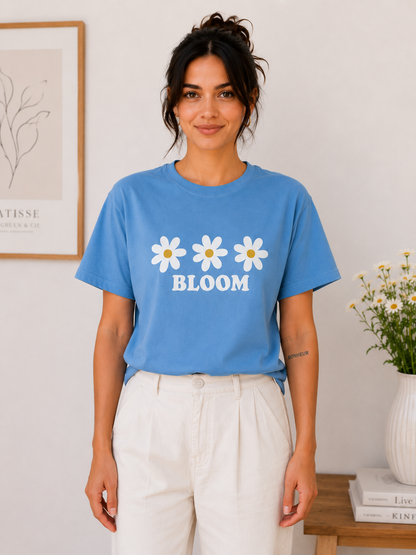 Bloom Daisy Graphic Blue T-Shirt for Women | Cute Minimal Floral Tee