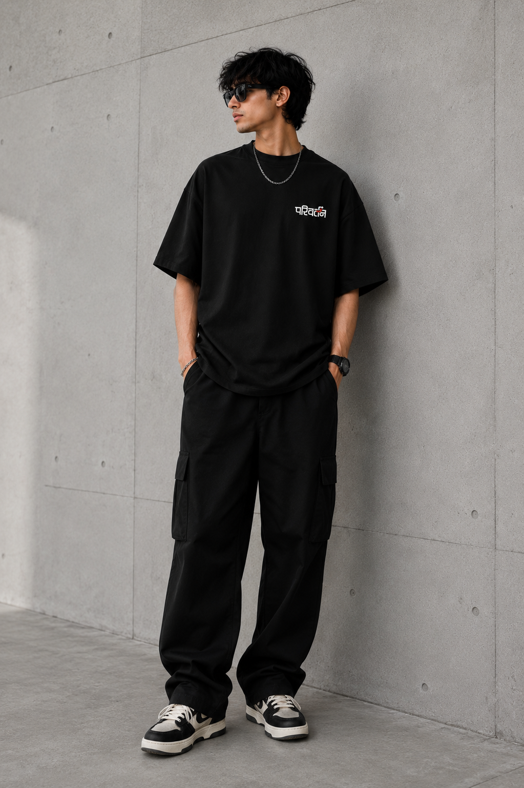 परिवर्तन Oversized Graphic T-Shirt