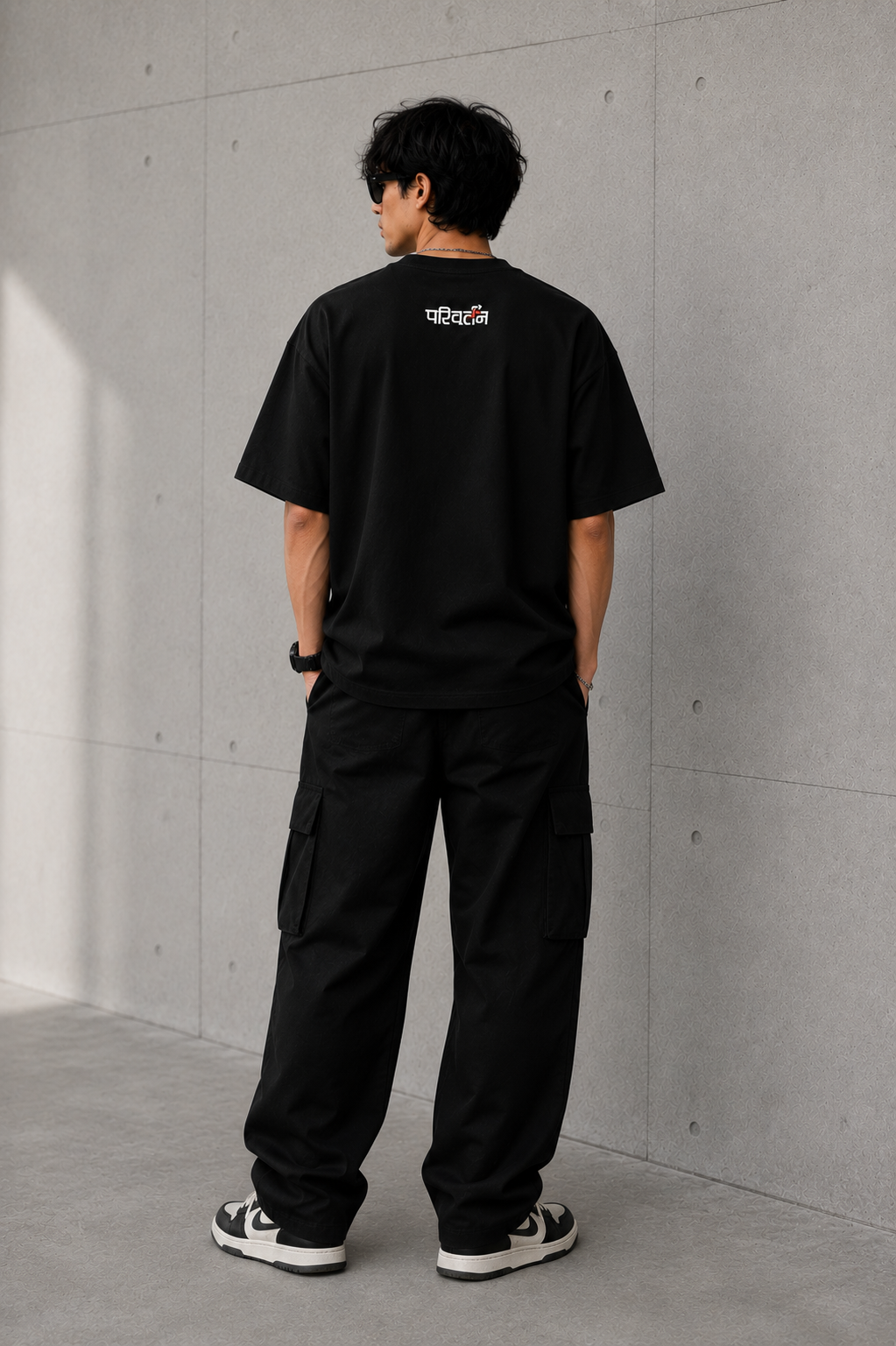 परिवर्तन Oversized Graphic T-Shirt