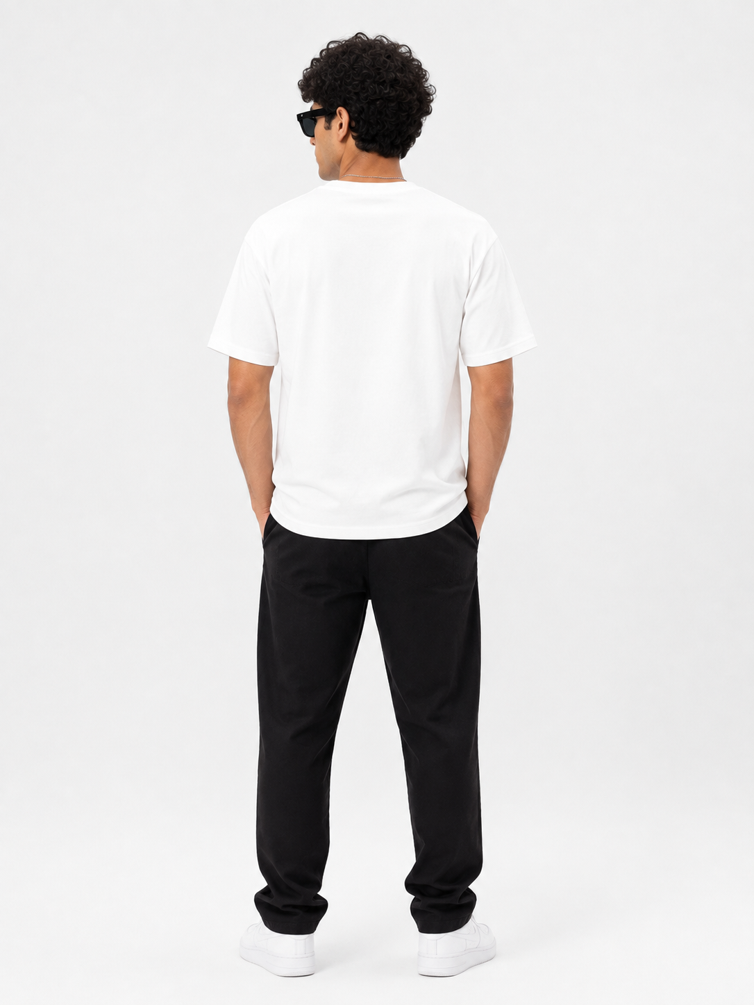 AURA Minimal Graphic Men’s T-Shirt