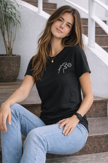 Minimal Broken Heart Graphic T-Shirt – Subtle Emotion Statement Tee