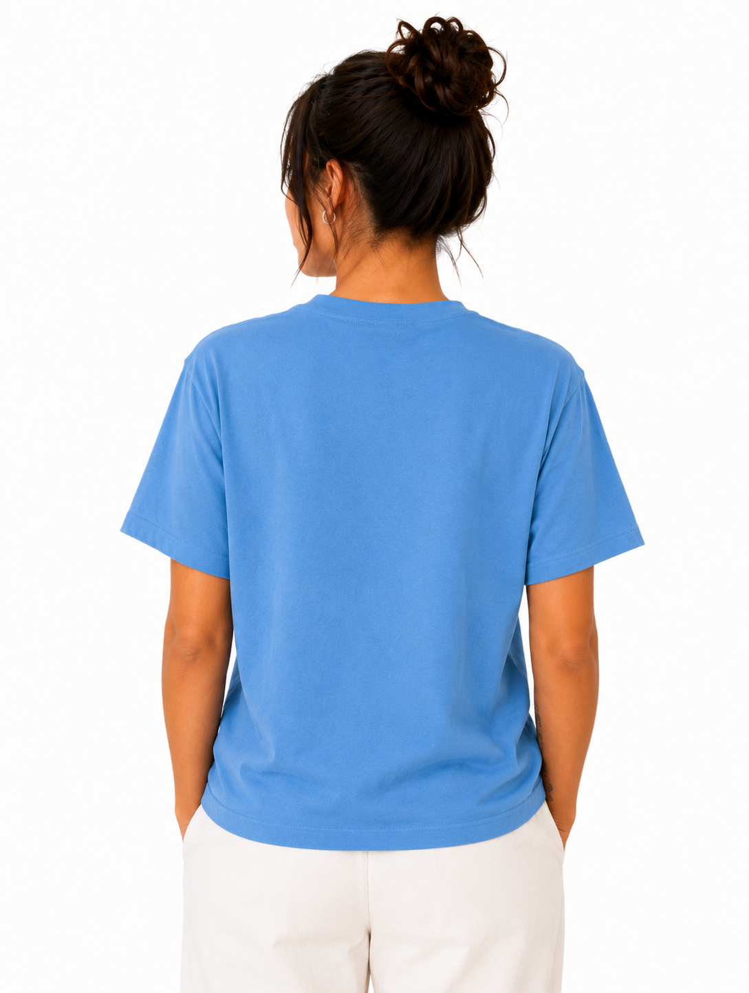 Bloom Daisy Graphic Blue T-Shirt for Women | Cute Minimal Floral Tee