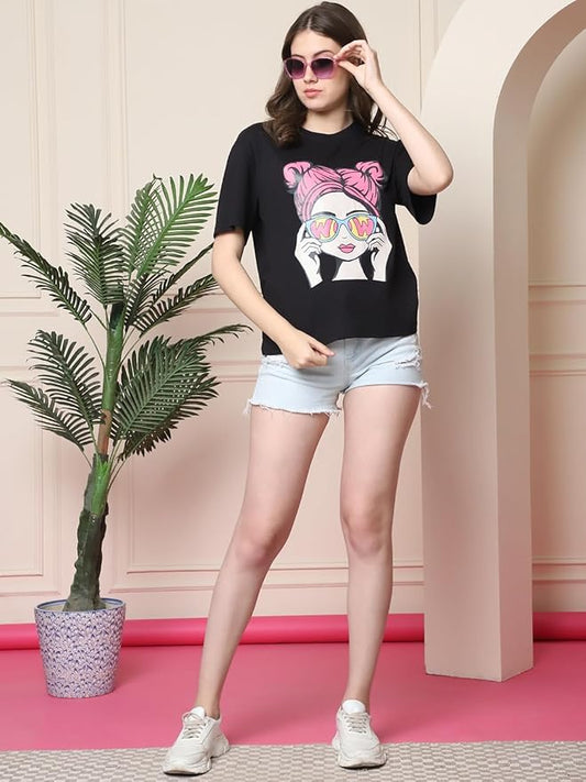 "Wow Girl Graphic T-Shirt with Denim Shorts – Street Chic Look"
